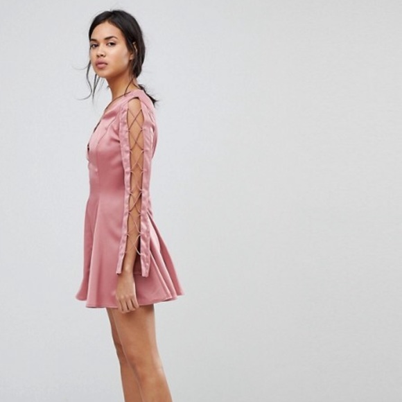 Finders Keepers Bloom Mini Dress - Picture 3 of 4